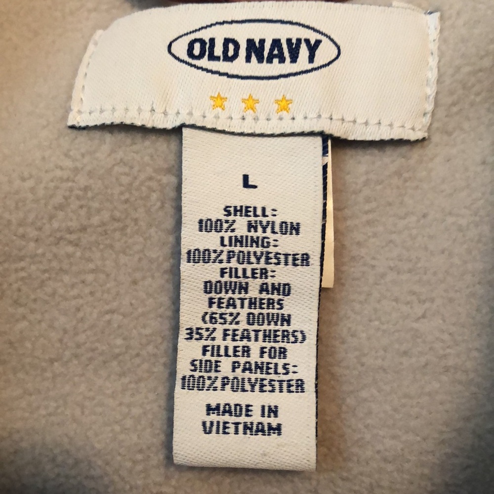 Old Navy puffer vest - Picture 3 of 4